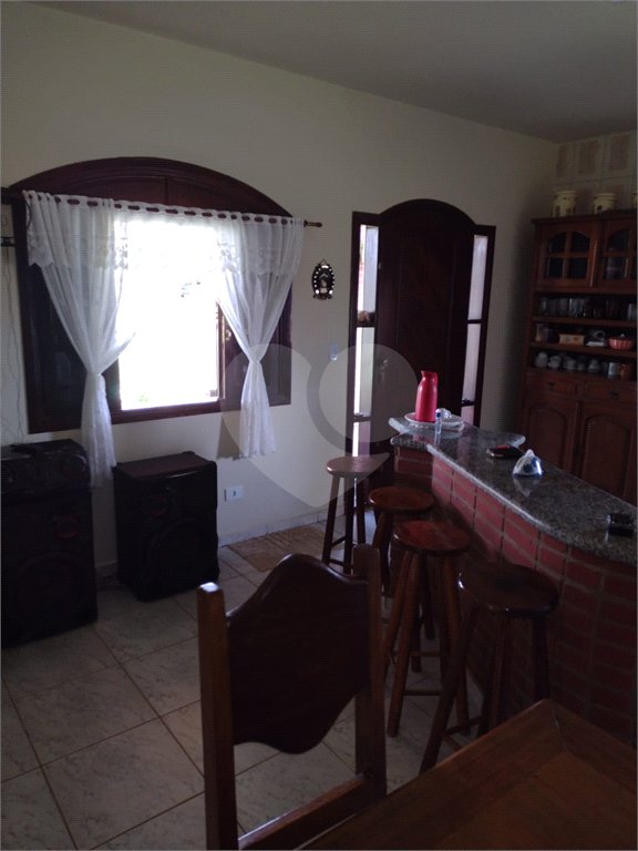 Sítio à venda com 4 quartos no Centro, Araçoiaba da Serra, SP