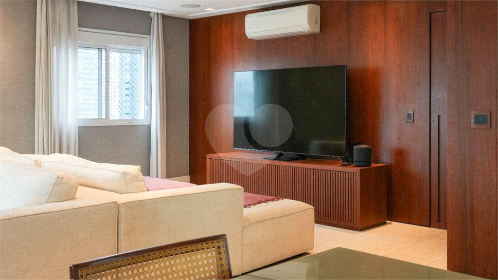 Apartamento à venda com 3 suítes em Brooklin, São Paulo, SP