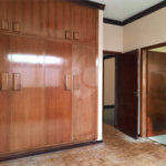 Casa Térrea à venda com 3 suítes em Interlagos, São Paulo, SP