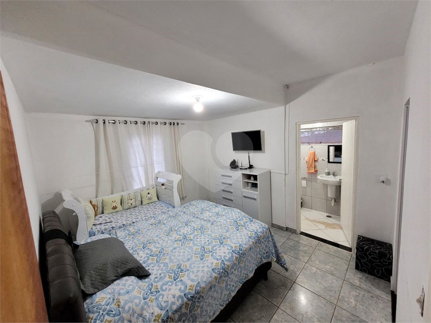 Chácara à venda com 3 quartos, sendo 1 suíte,  em Jardim Imperial, Atibaia, SP