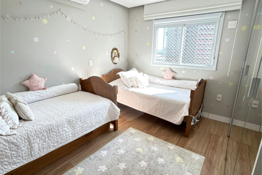 Apartamento à venda com 3 suítes em Barra Funda, São Paulo, SP