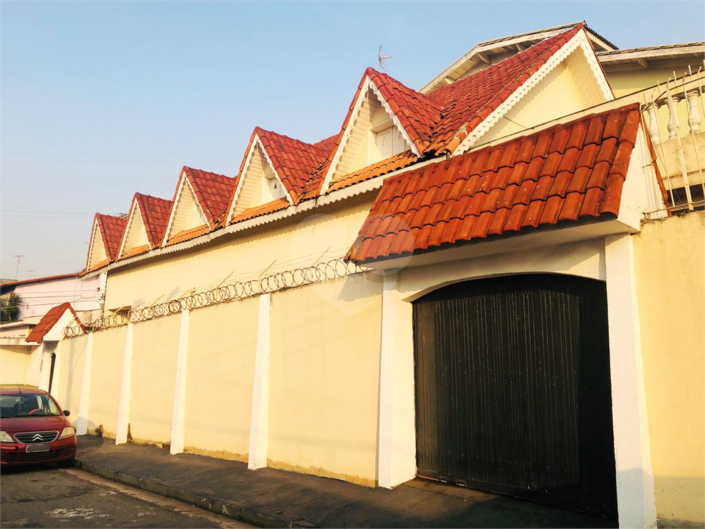 Sobrado à venda com 4 quartos, sendo 3 suítes, em Vila Rosália, Guarulhos, SP