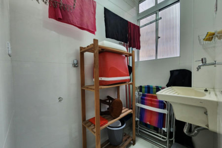 Apartamento mobiliado próximo da praia com 1 dormitório à venda, 32 m² por R$ 390.000 - Embaré - Santos/SP