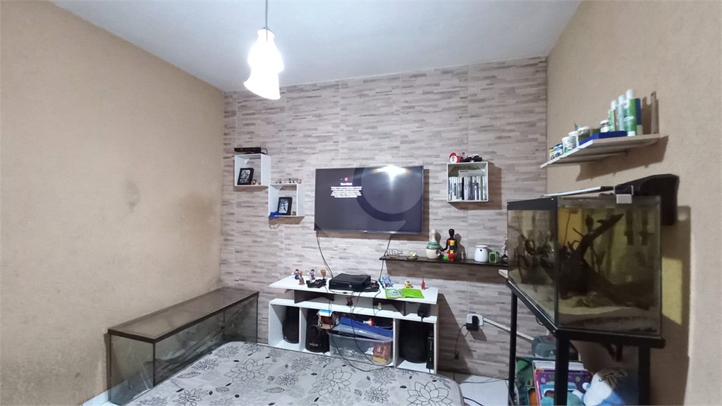 Sobrado à venda com 6 quartos, sendo 1 suíte,  em Vila Medeiros, São Paulo, SP