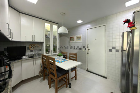 Apartamento à venda com 3 quartos, sendo 2 suítes, em Tijuca, Rio de Janeiro, RJ