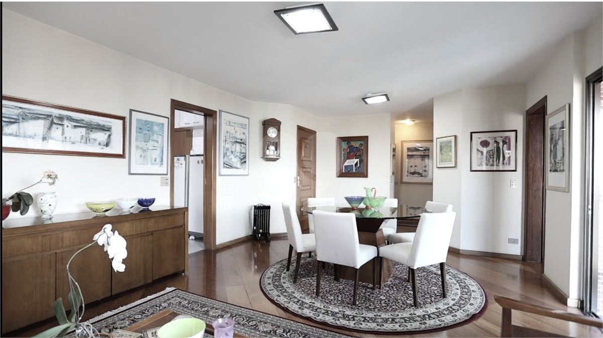 Apartamento à venda ou para alugar com 4 quartos, sendo 2 suítes, em Santana, São Paulo, SP