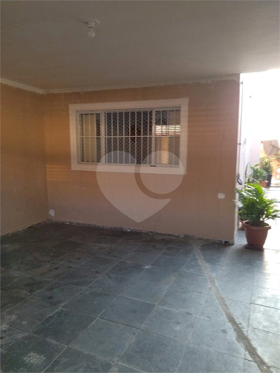 Sobrado à venda com 3 quartos em Artur Alvim, São Paulo, SP