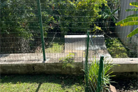 Terreno à venda no condomínio Jardim Vitória Régia, São Paulo - SP