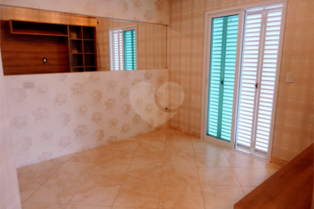 Casa à venda com 3 suítes no condomínio Residencial Jardim América, Vinhedo - SP