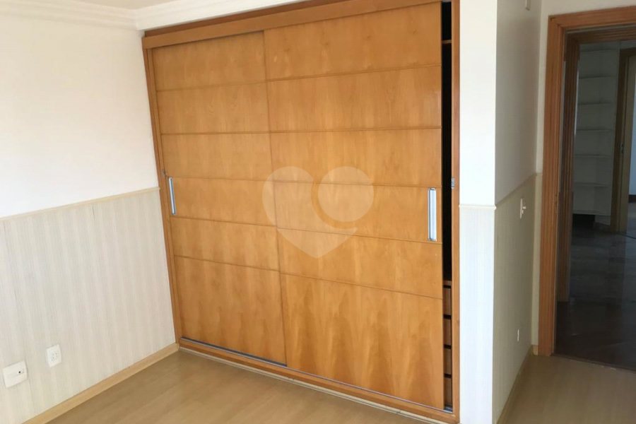 Apartamento à venda com 3 quartos, sendo 1 suíte,  em Santana, São Paulo, SP