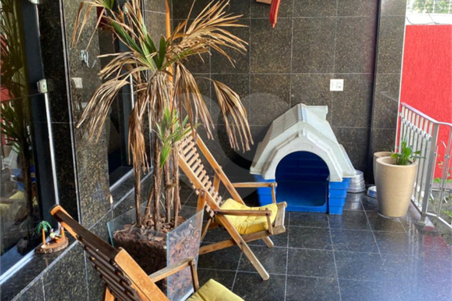 Sobrado à venda com 4 quartos, sendo 3 suítes, em Vila Gustavo, São Paulo, SP