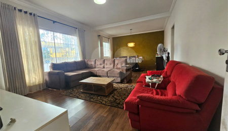 Casa à venda com 2 quartos, sendo 1 suíte, em Santo Amaro, São Paulo, SP