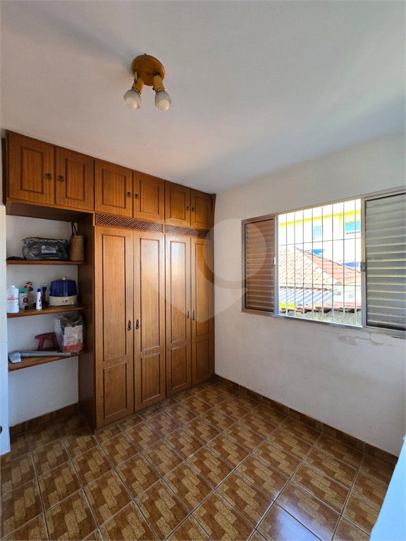 Sobrado à venda com 5 quartos, sendo 1 suíte, em Vila Bonilha, São Paulo, SP