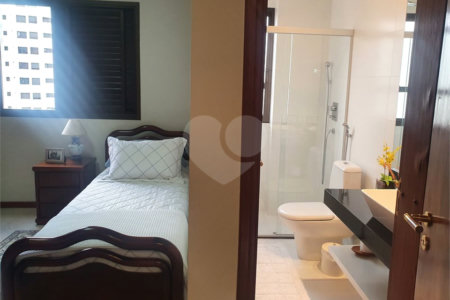 Apartamento à venda com 4 suítes em Vila Andrade, São Paulo, SP