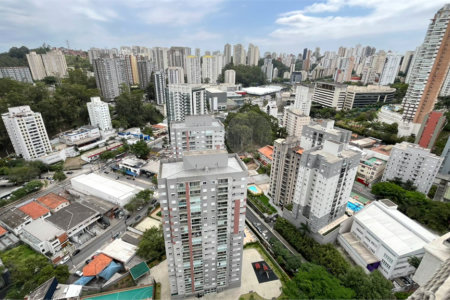Apartamento à venda com 4 quartos, sendo 3 suítes, em Vila Andrade, São Paulo, SP