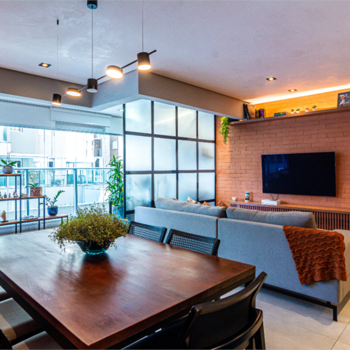 Apartamento à venda com 2 quartos, sendo 1 suíte, em Chácara Santo Antônio (zona Sul), São Paulo, SP