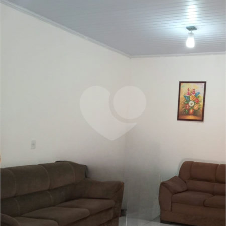 Casa à venda com 2 quartos em Jardim Vitoria, Ponta Porã, MS