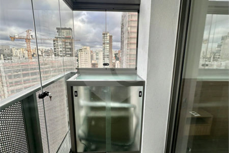 Apartamento à venda com 1 quarto em Moema, São Paulo, SP