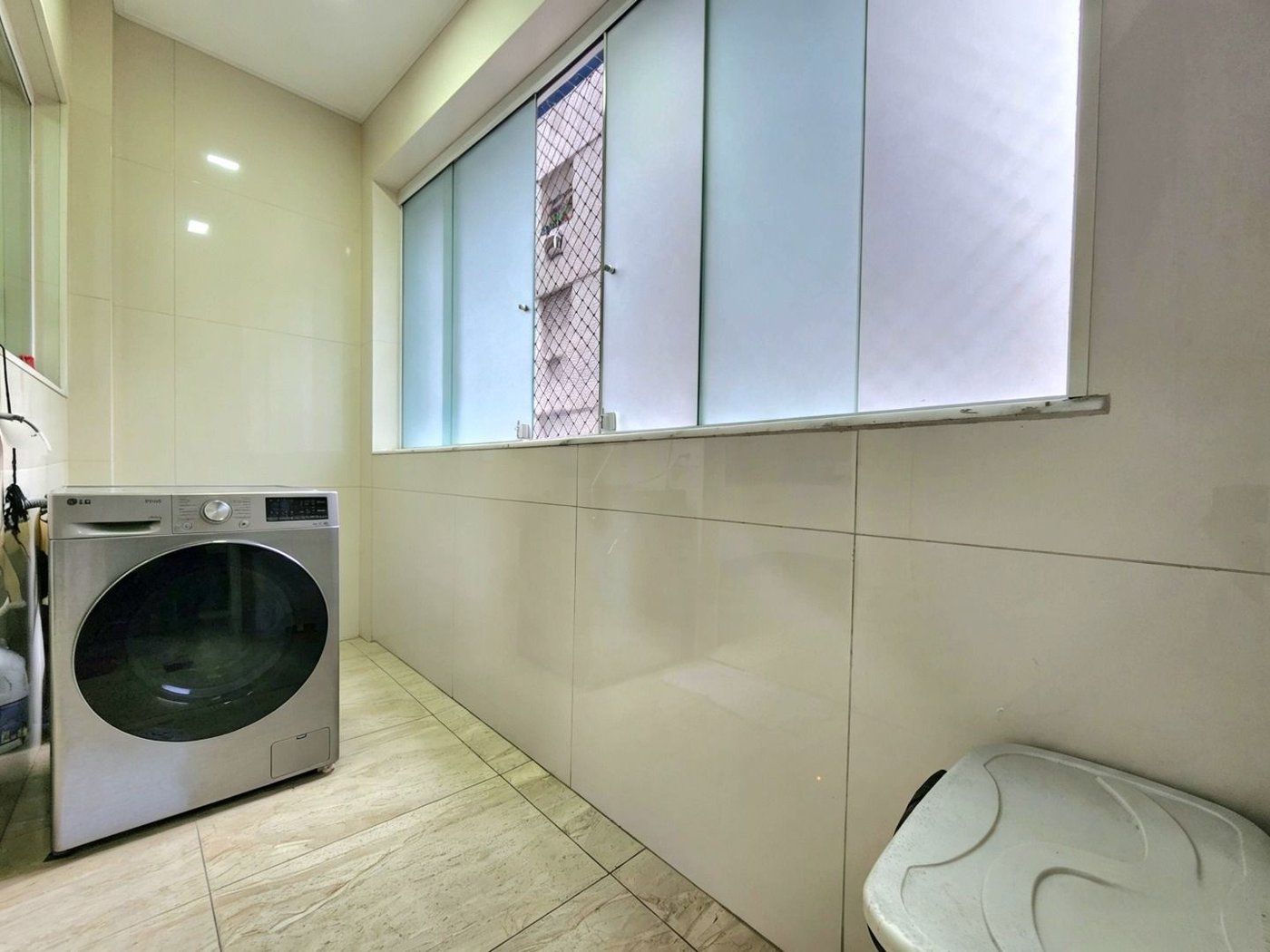 Apartamento com 2 dormitórios à venda, 92 m² por R$ 650.000,00 - Boa Vista - São Vicente/SP