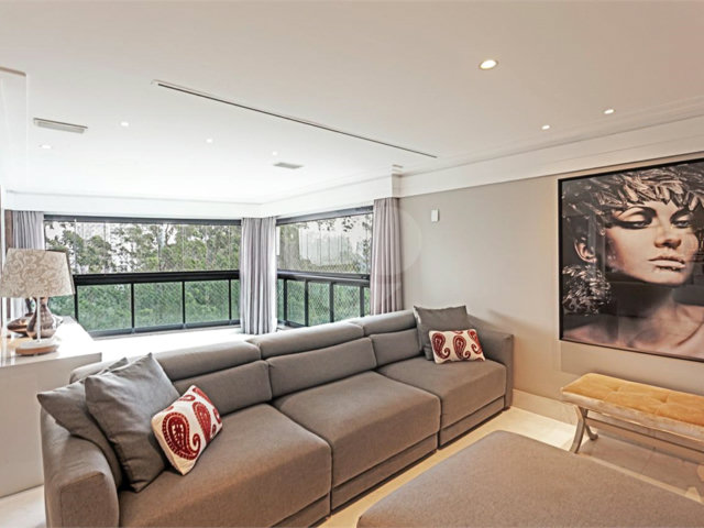 Apartamento à venda com 4 suítes em Panamby, São Paulo, SP