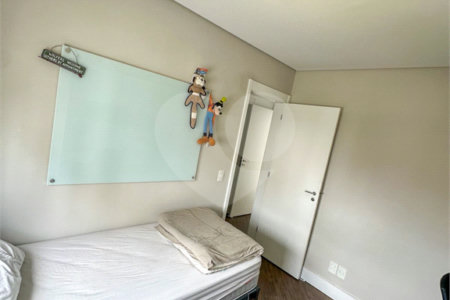 Apartamento à venda com 3 quartos, sendo 1 suíte, no Centro, São Bernardo do Campo, SP