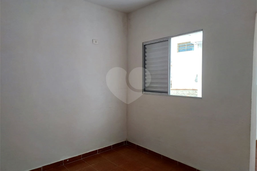 Sobrado à venda com 3 quartos em Santa Terezinha, São Paulo, SP