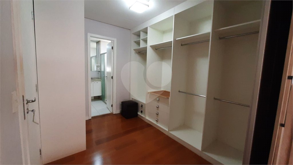 Apartamento à venda com 3 suítes em Jardim Marajoara, São Paulo, SP