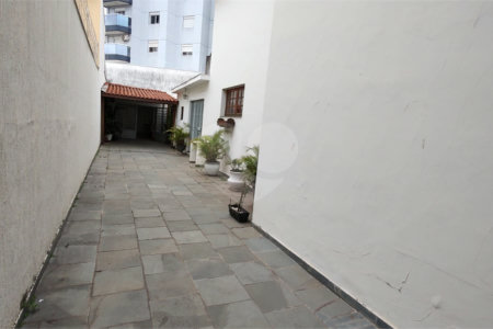 Casa à venda com 3 quartos em Água Fria, São Paulo, SP