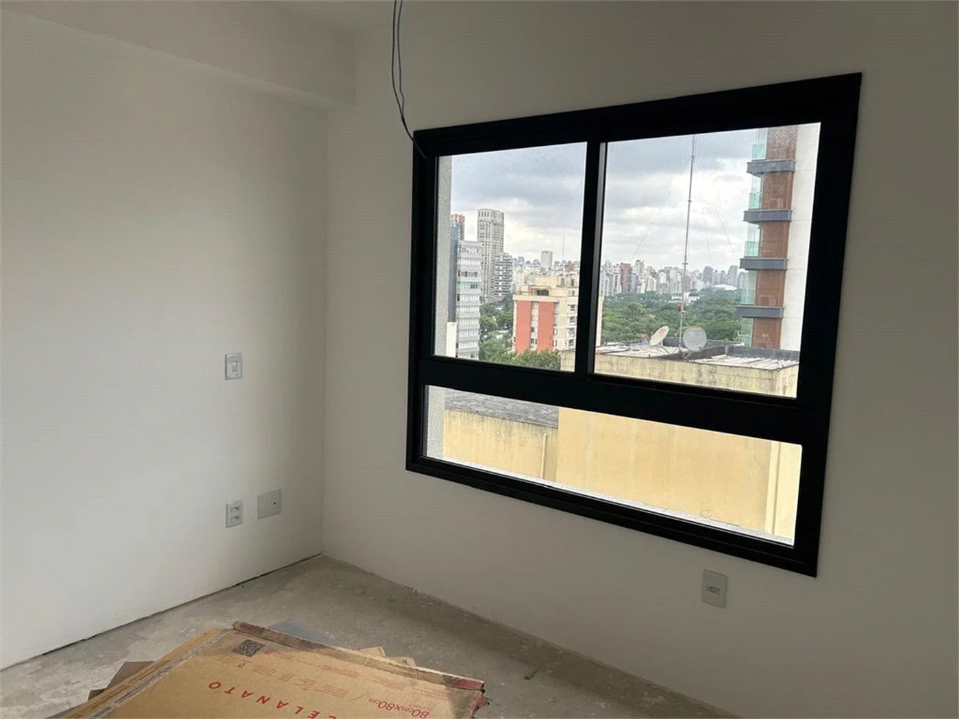 Apartamento à venda com 2 suítes em Cerqueira César, São Paulo, SP
