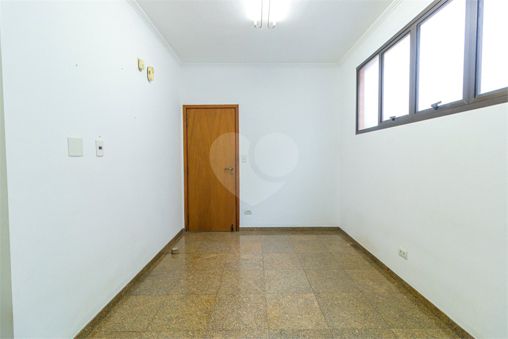 Apartamento à venda com 4 quartos, sendo 3 suítes,  em Chácara Santo Antônio, São Paulo, SP