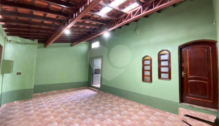 Casa à venda com 4 quartos, sendo 2 suítes,  em Parque Santana, Mogi das Cruzes, SP