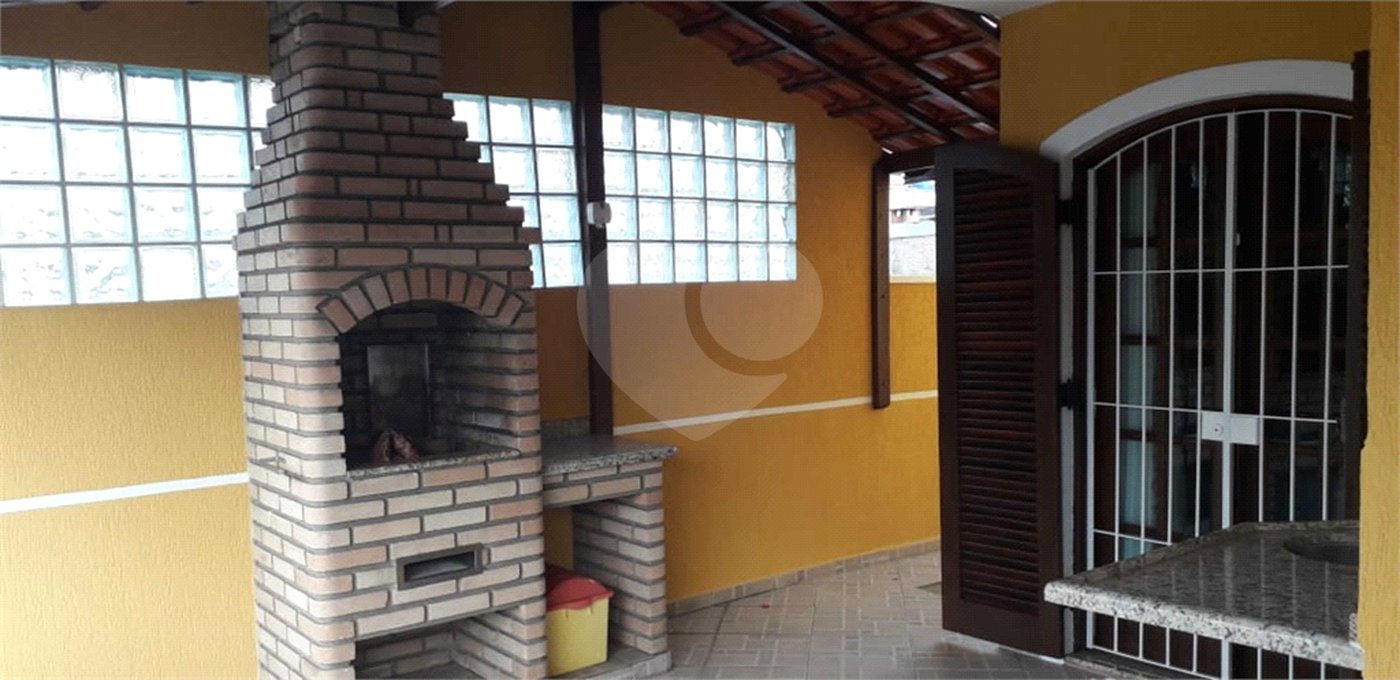 Casa à venda com 3 quartos, sendo 1 suíte, em Vila Gustavo, São Paulo, SP