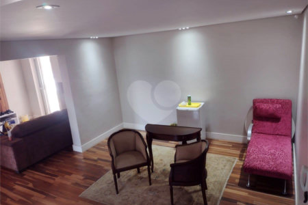 Casa à venda com 5 quartos, sendo 4 suítes, no condomínio Malota, Jundiaí - SP