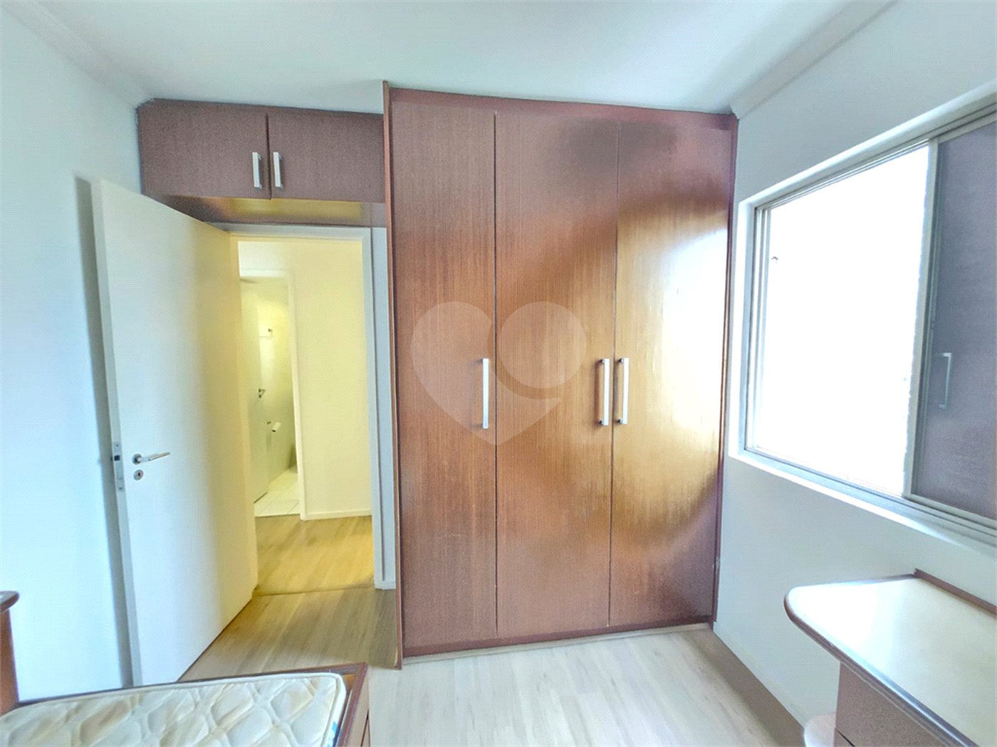 Apartamento à venda com 3 quartos, sendo 1 suíte,  em Indianópolis, São Paulo, SP