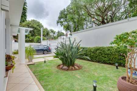 Casa à venda com 2 suítes em Alto da Boa Vista, São Paulo, SP