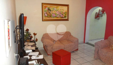 Casa Térrea à venda ou para alugar com 3 quartos, sendo 2 suítes,  em Limão, São Paulo, SP
