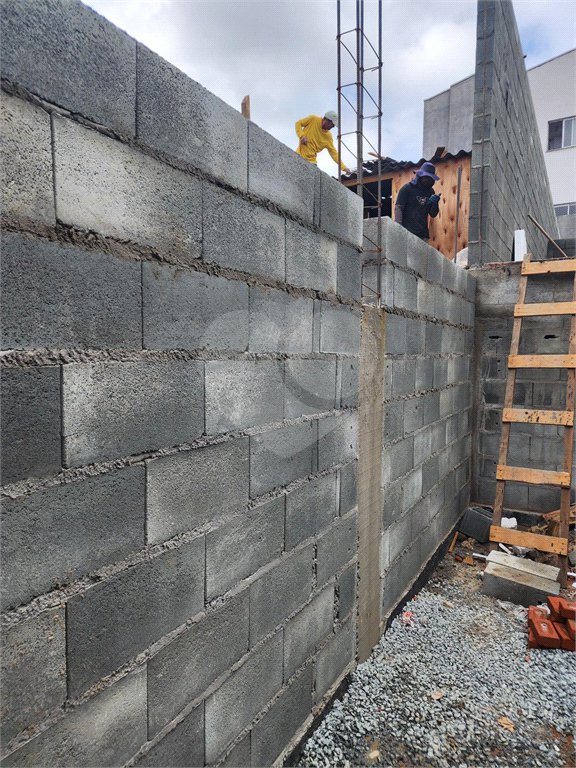 Terreno à venda com 3 quartos, sendo 1 suíte, em Jaçanã, São Paulo, SP