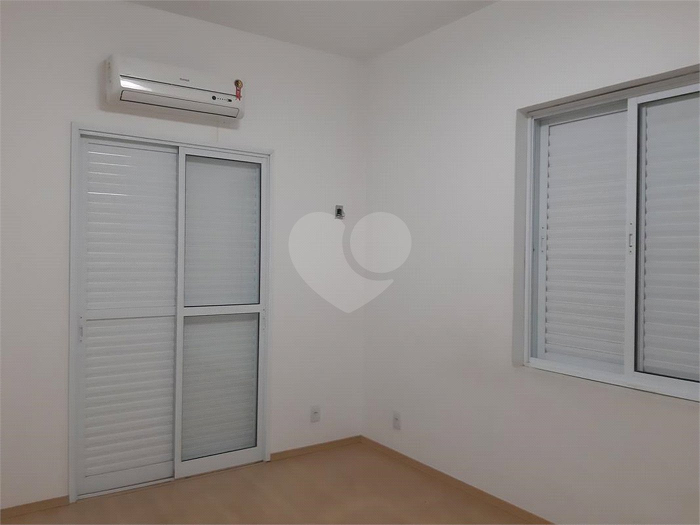 Apartamento à venda com 2 quartos em Cerqueira César, São Paulo, SP