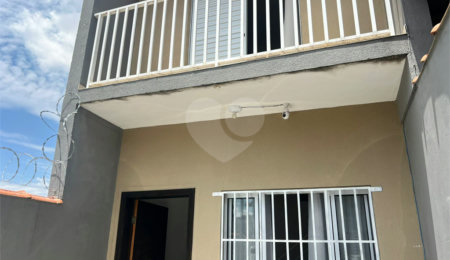 Casa à venda com 2 quartos, sendo 1 suíte,  em Vila Barão, Sorocaba, SP