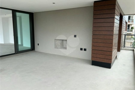 Apartamento à venda com 3 suítes em Itaim Bibi, São Paulo, SP