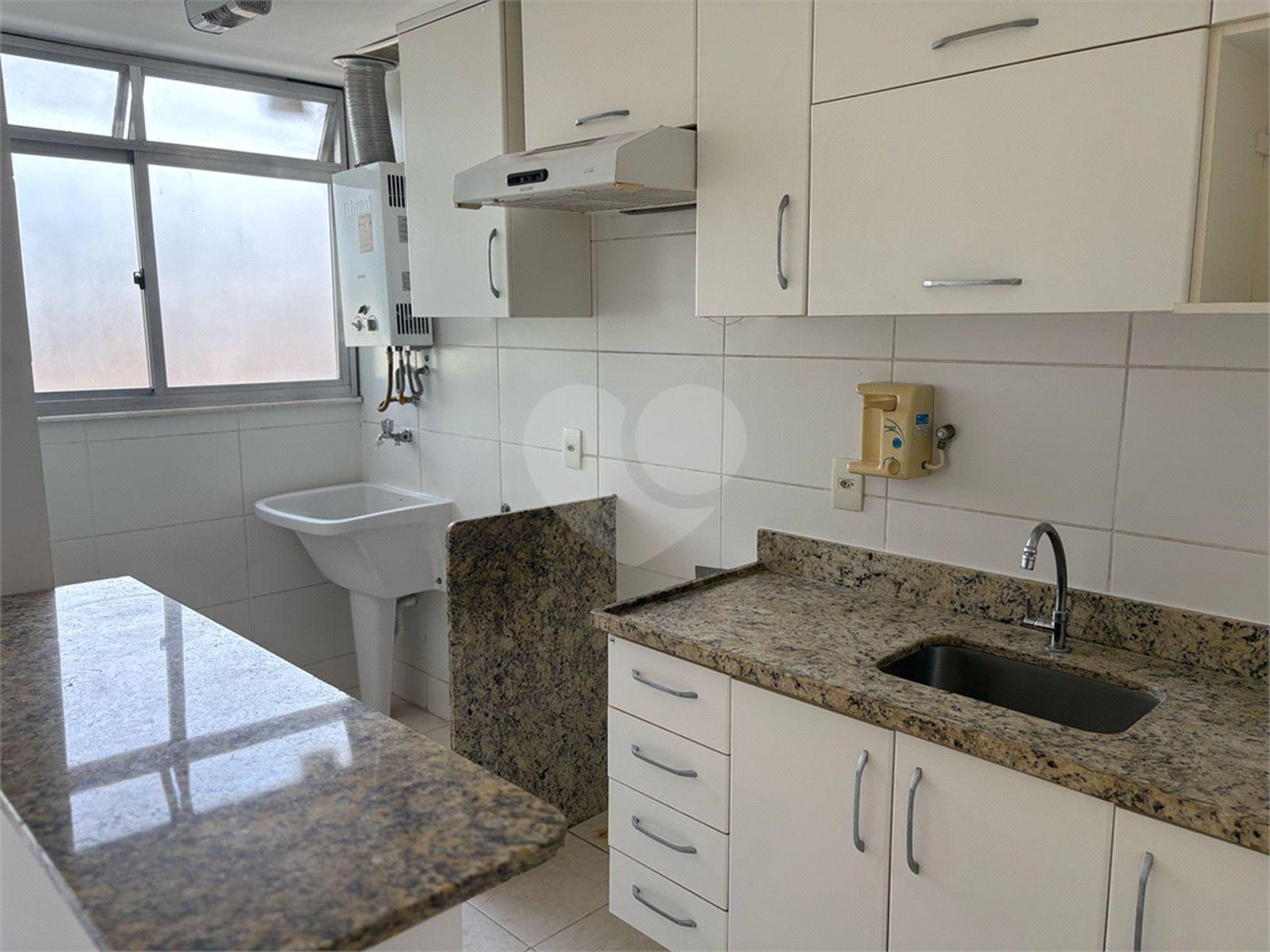 Apartamento à venda com 2 quartos, sendo 1 suíte, em Taquara, Rio de Janeiro, RJ