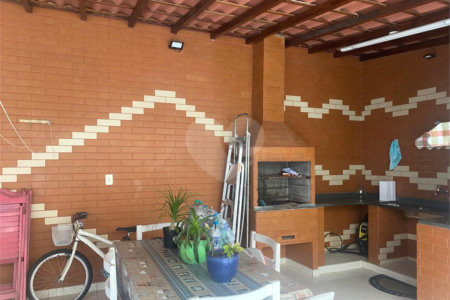 Casa à venda com 3 suítes em Vila Carrão, São Paulo, SP