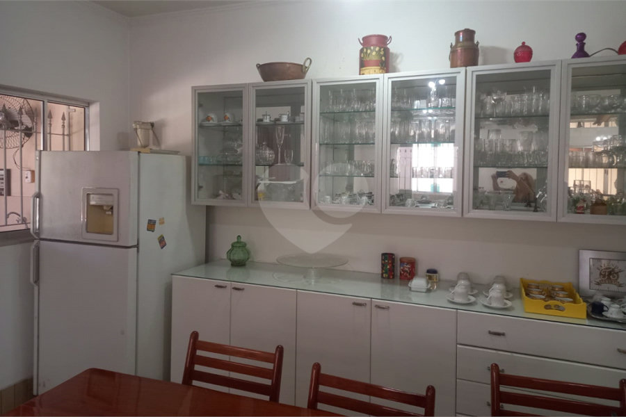 Sobrado à venda com 4 quartos, sendo 2 suítes, em Tremembé, São Paulo, SP