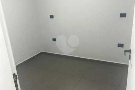 Casa à venda com 3 quartos, sendo 1 suíte, no condomínio Horto Florestal Villagio, Sorocaba - SP