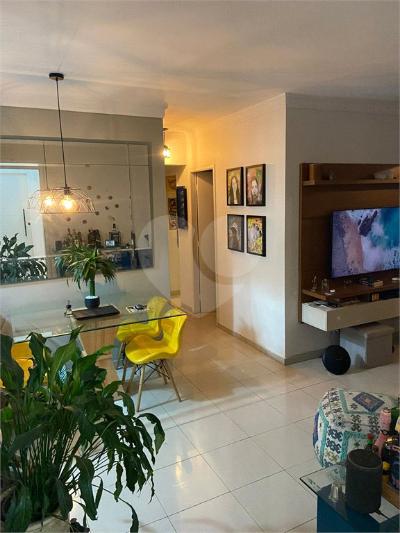 Apartamento à venda com 3 quartos, sendo 1 suíte, em Barra Funda, São Paulo, SP