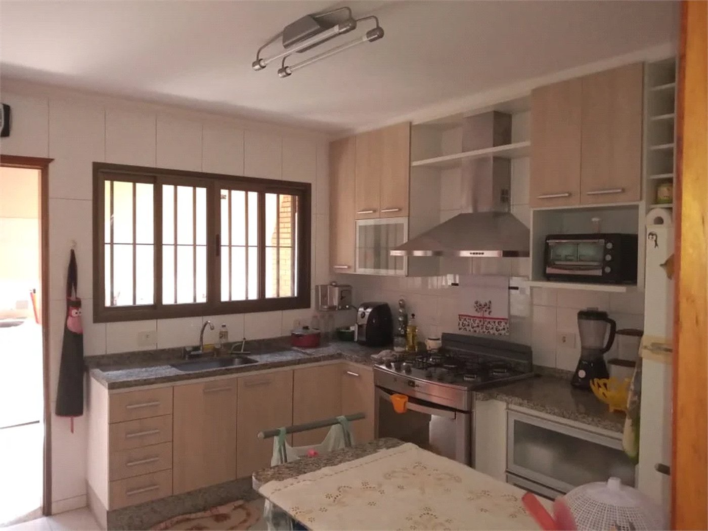 Casa à venda com 3 quartos, sendo 1 suíte, em Jardim Pirajussara, São Paulo, SP