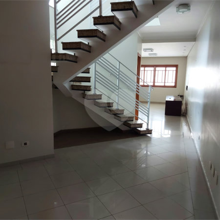 Sobrado à venda com 3 suítes em Vila Paulicéia, São Paulo, SP