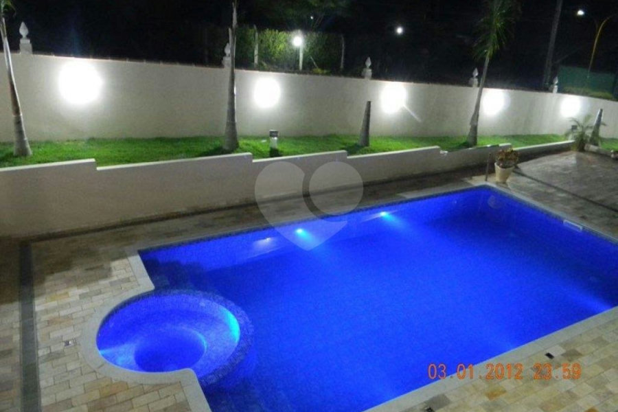 Chácara à venda com 5 quartos, sendo 2 suítes, em Terras de Santa Rosa II, Salto, SP