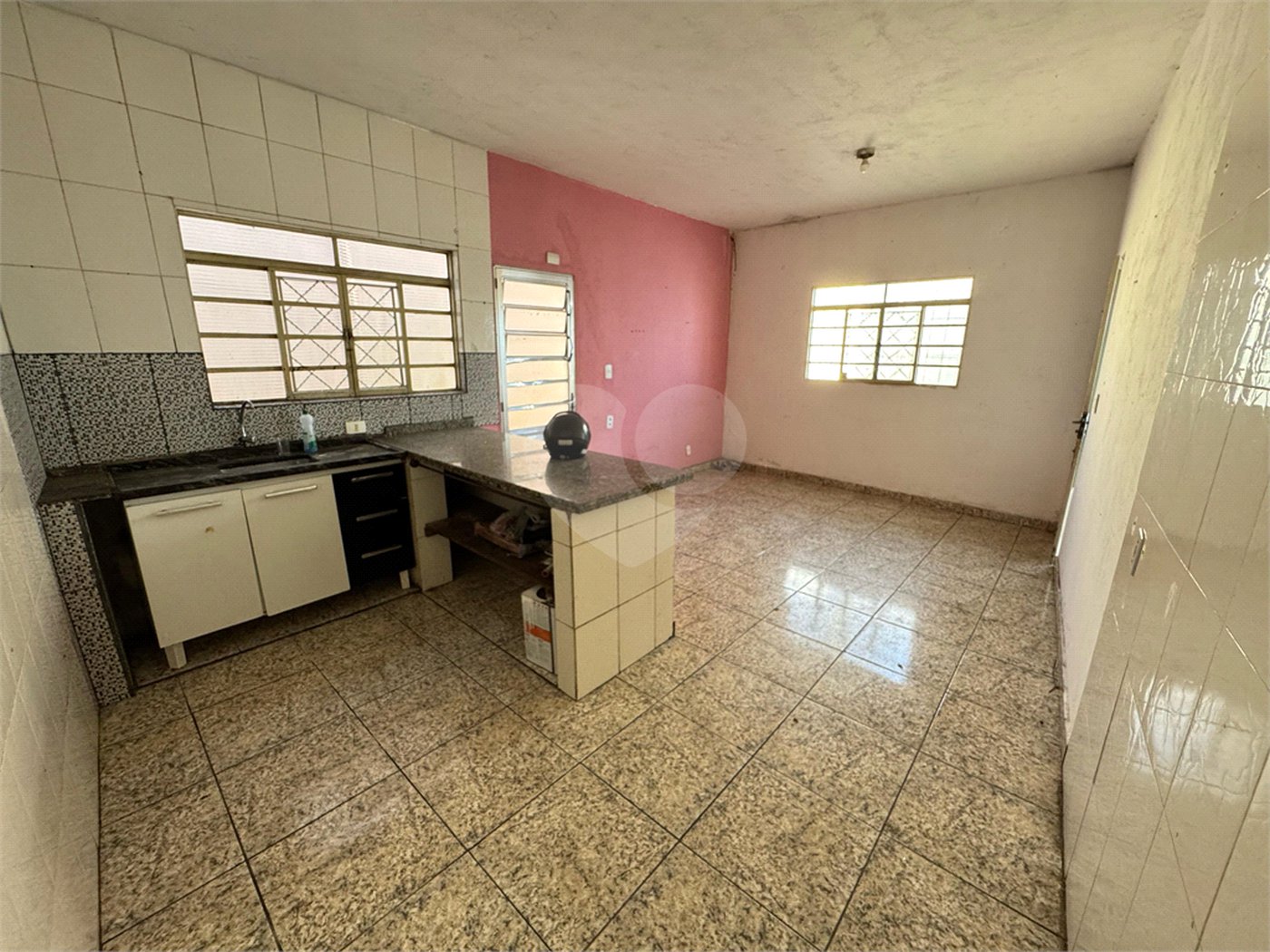 Sobrado à venda com 3 quartos em Vila Maciel, Itapetininga, SP