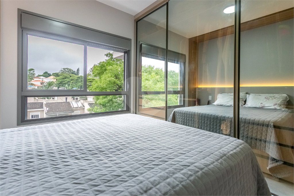 Apartamento à venda com 3 suítes em Jardim Prudência, São Paulo, SP